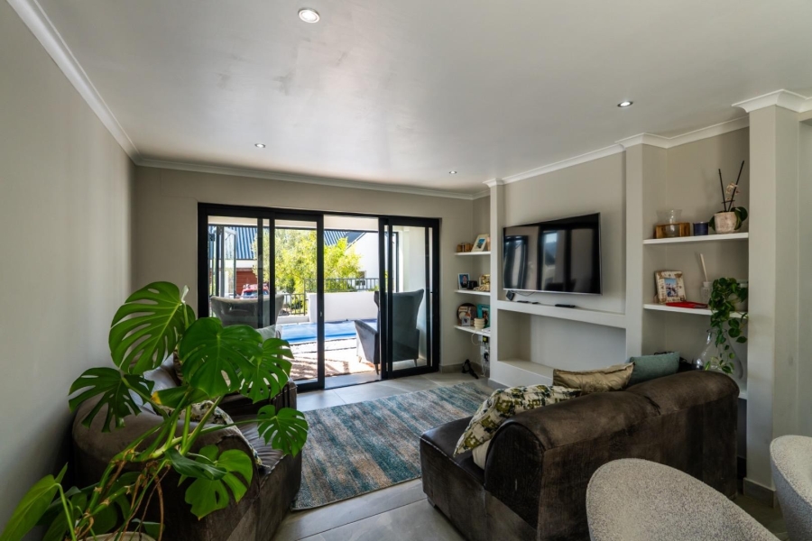 4 Bedroom Property for Sale in La Roche Western Cape